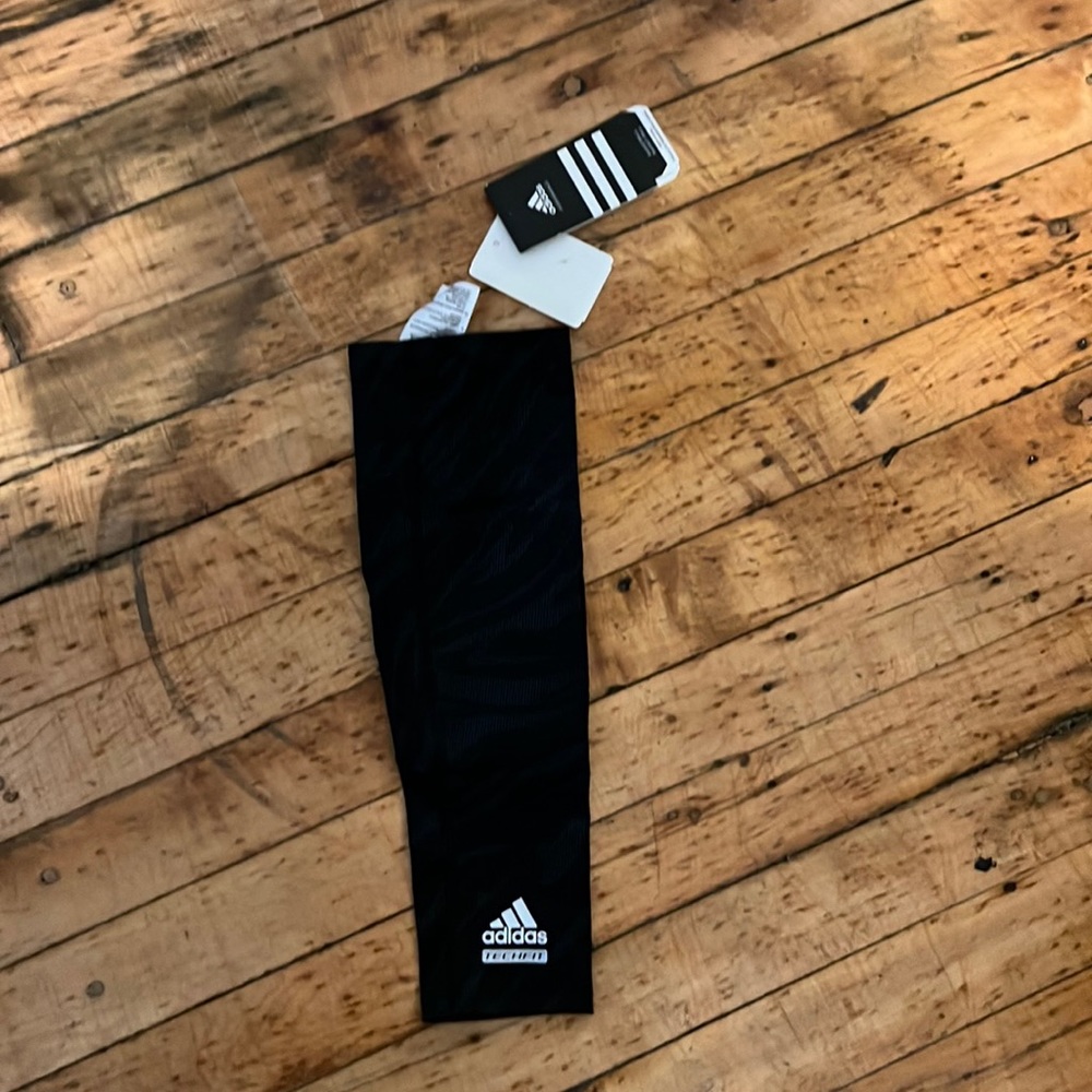 Adidas Performance elbow pad